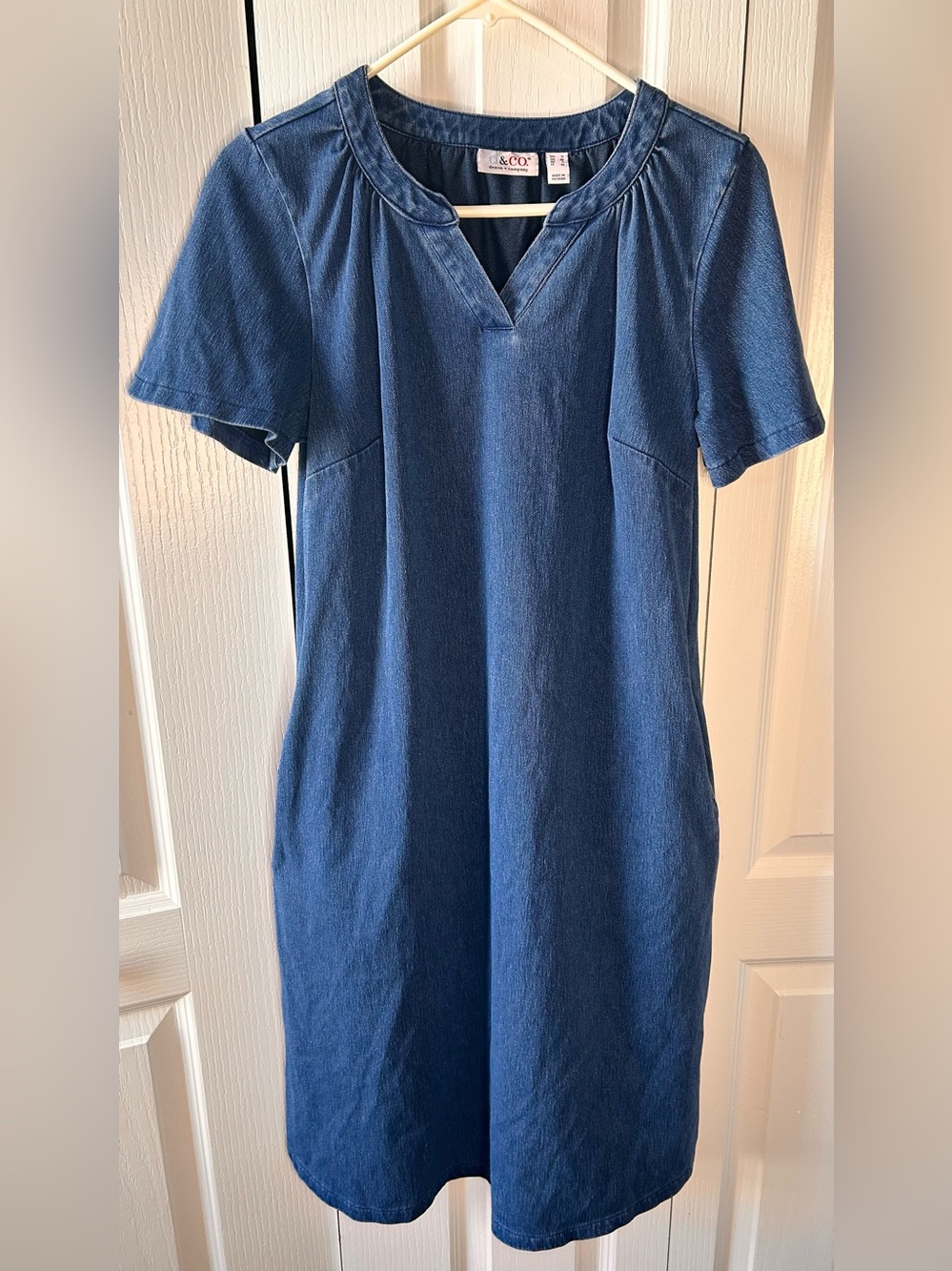 Denim & Co. Women’s Small Blue Comfy Knit‎ Air Flutter Sleeve V-Neck Midi Dress